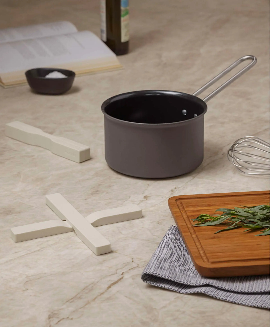 Eva Solo - Nordic Kitchen Magnetisk Bordskåner L 19,5 cm - Nylon/silikone - Coconut