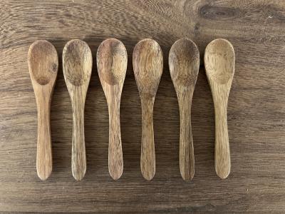 Teske i akacietræ  9 cm - 6 stk.