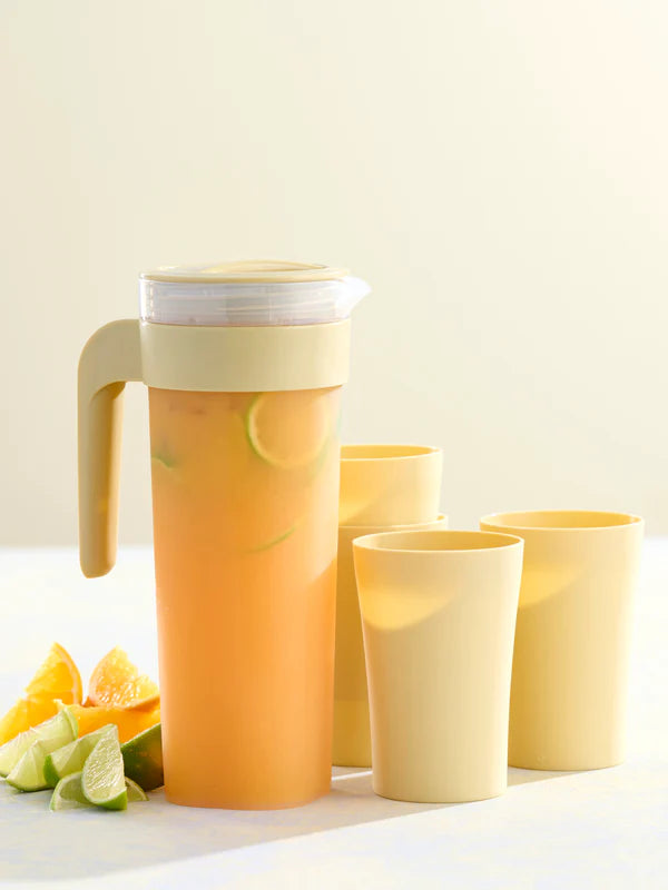 Day - Kande 1,25 L med 4 glas 40 cl. ass. farver