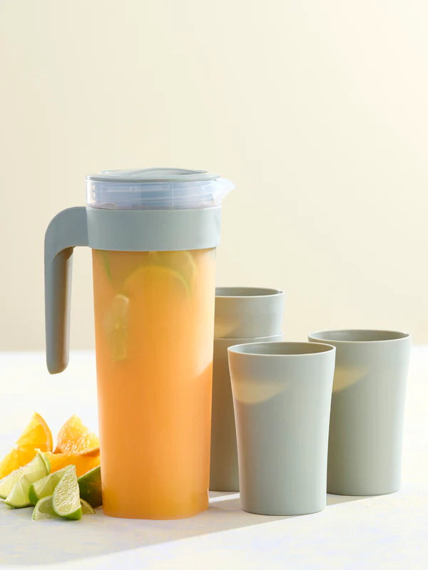 Day - Kande 1,25 L med 4 glas 40 cl. ass. farver