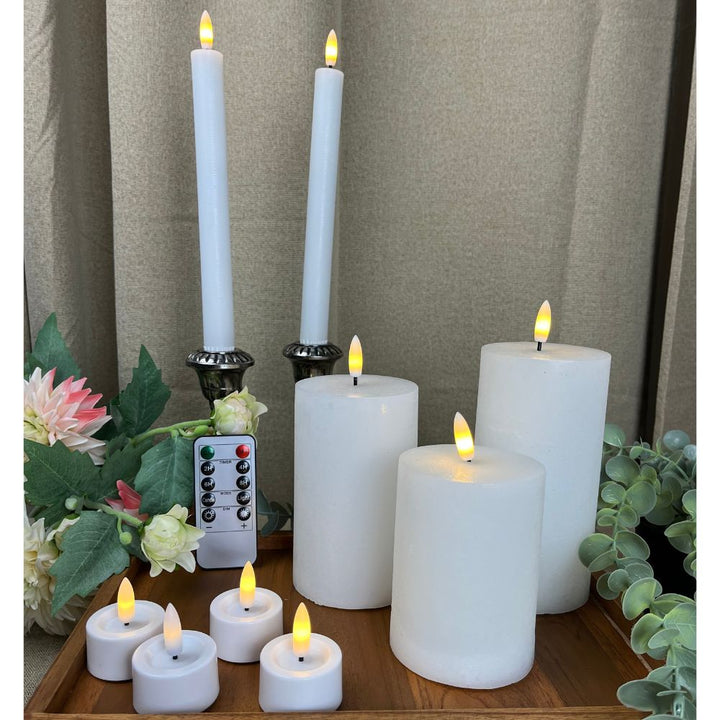 LED lyssæt 10 stk. 3 bloklys, 2 stagelys, 4 fyrfadslys, 1 remote