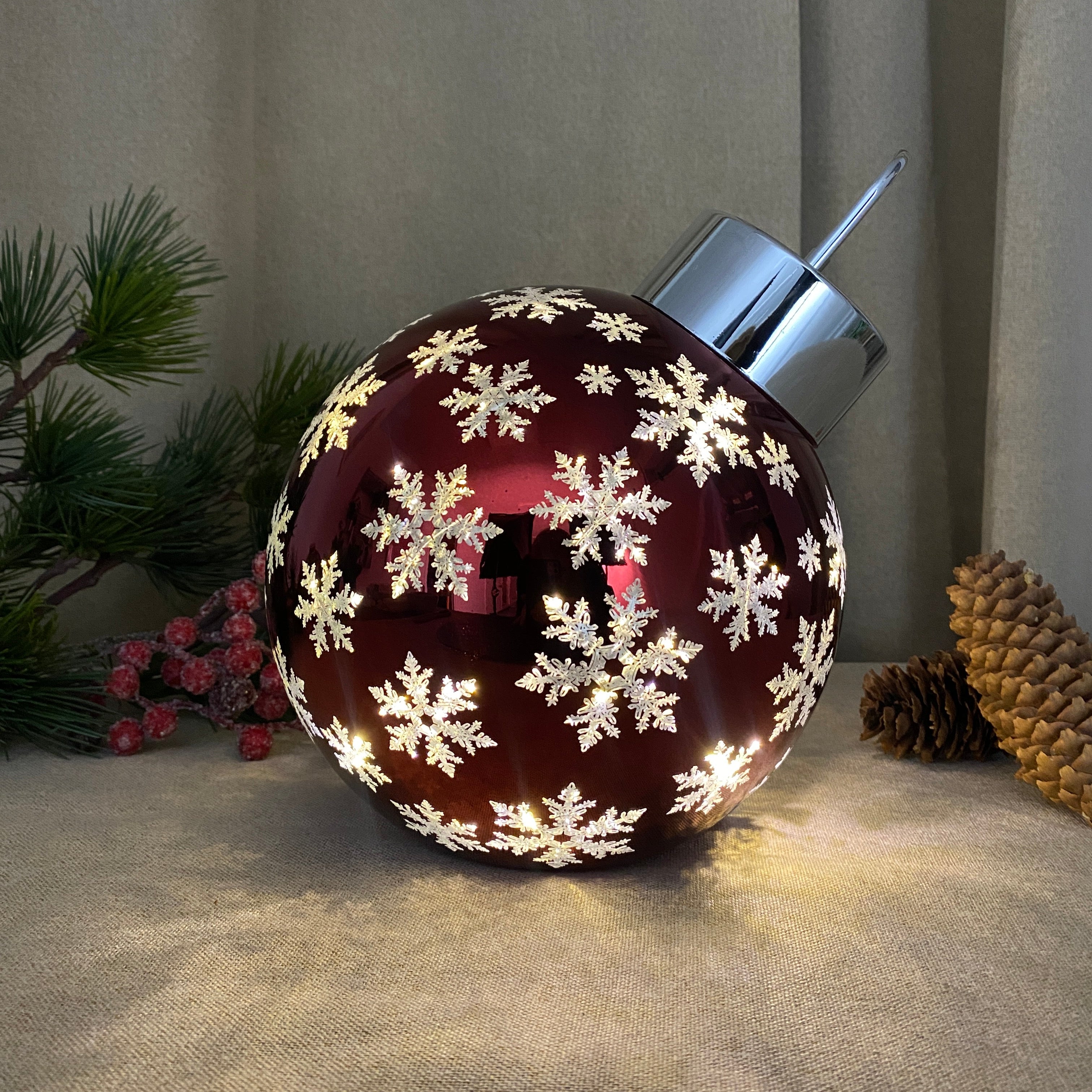 Julekugle med LED og snefnug Ø20 cm