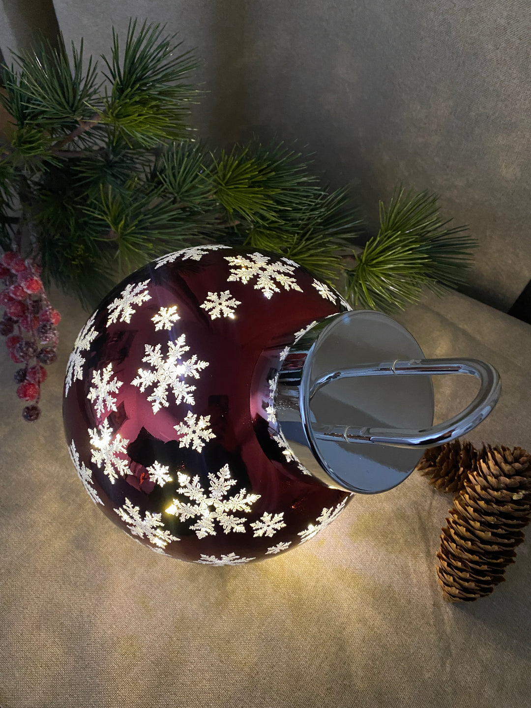 Julekugle med LED og snefnug Ø20 cm