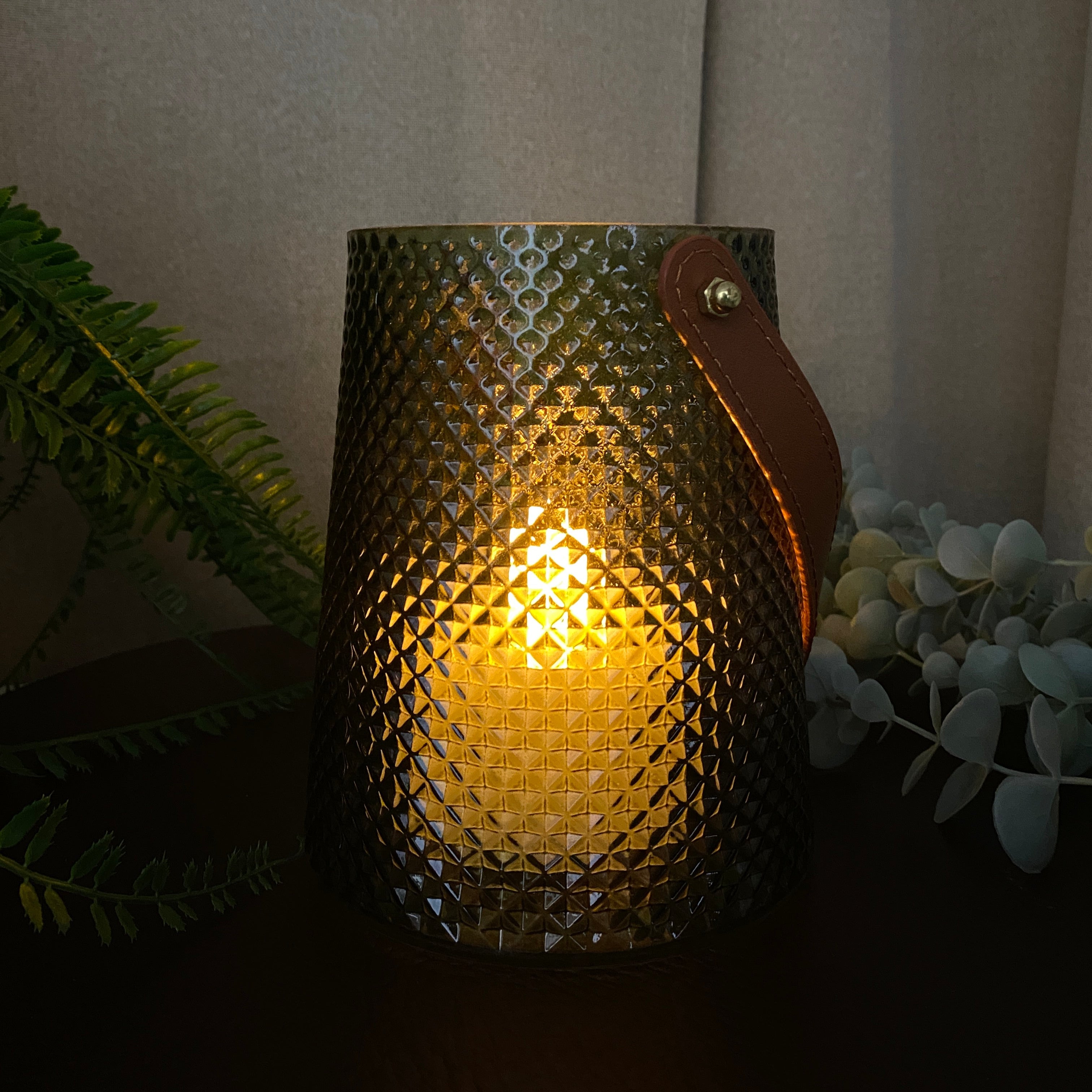 Lysestage med hank Ø13x15 cm - i grøn