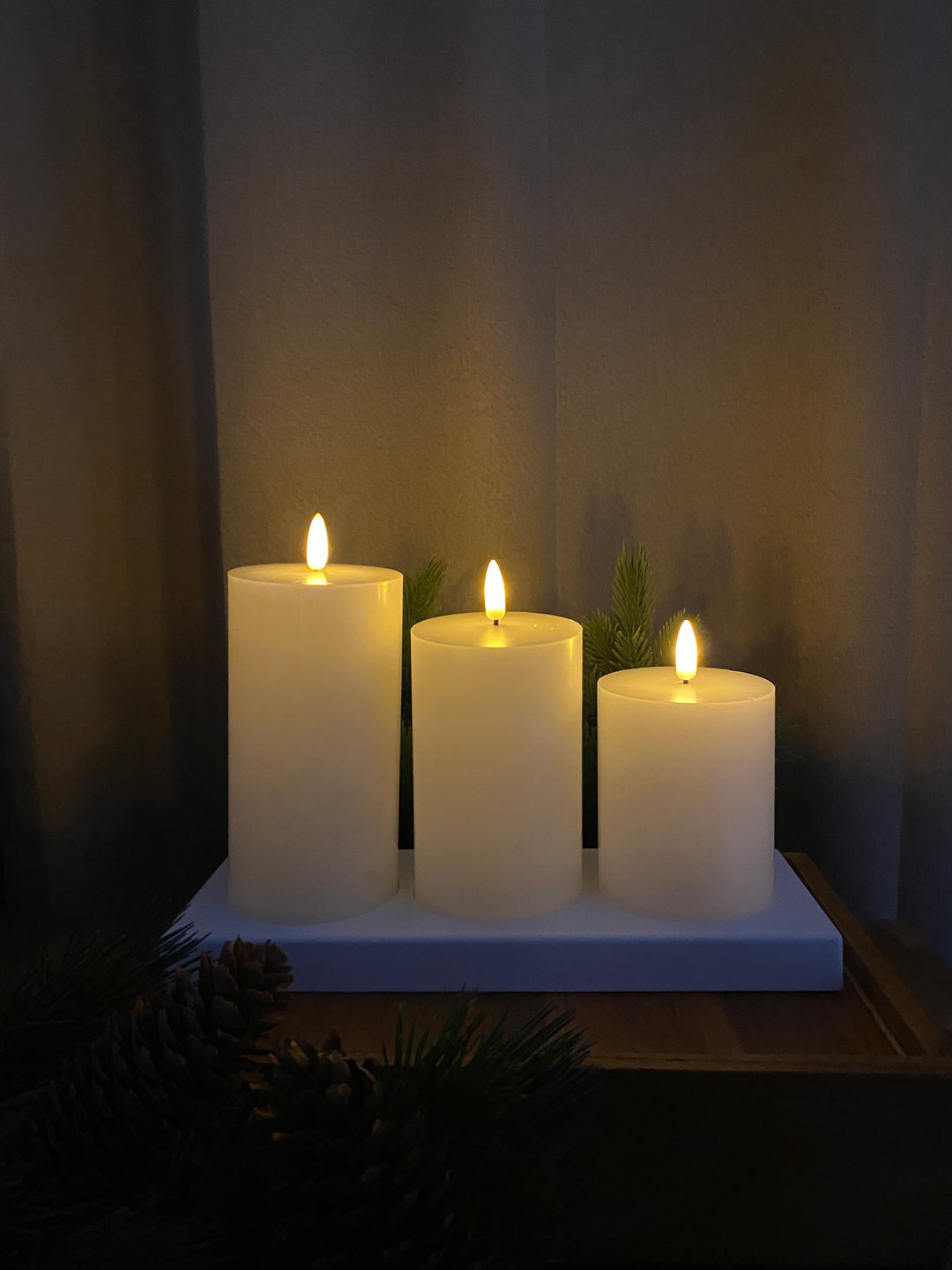 Conzept Electric - LED opladelige bloklys sæt med 3 stk. - 3D flamme med fjernbetjening, timerfunktion og opladningsstation