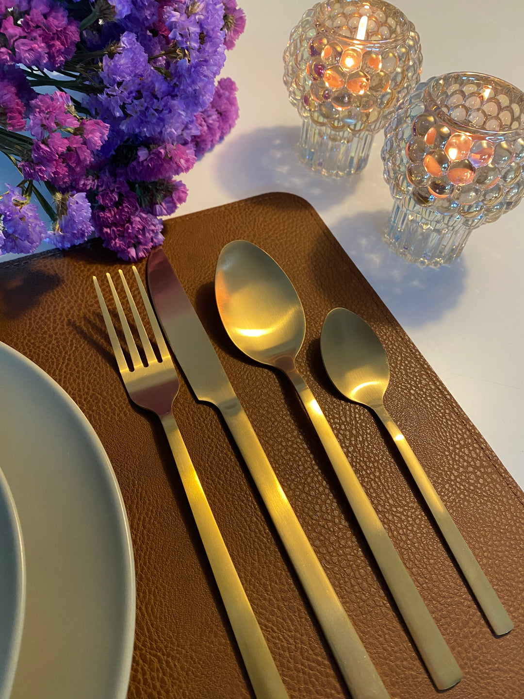 Bestiksæt 16 dele - Mat guld belægning Rustfrit stål