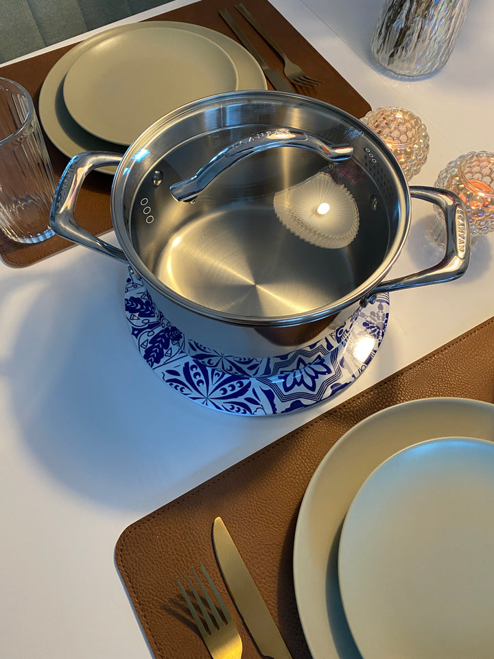 Bordskåner i keramik med kork bund Ø 25 cm - ass. motiv