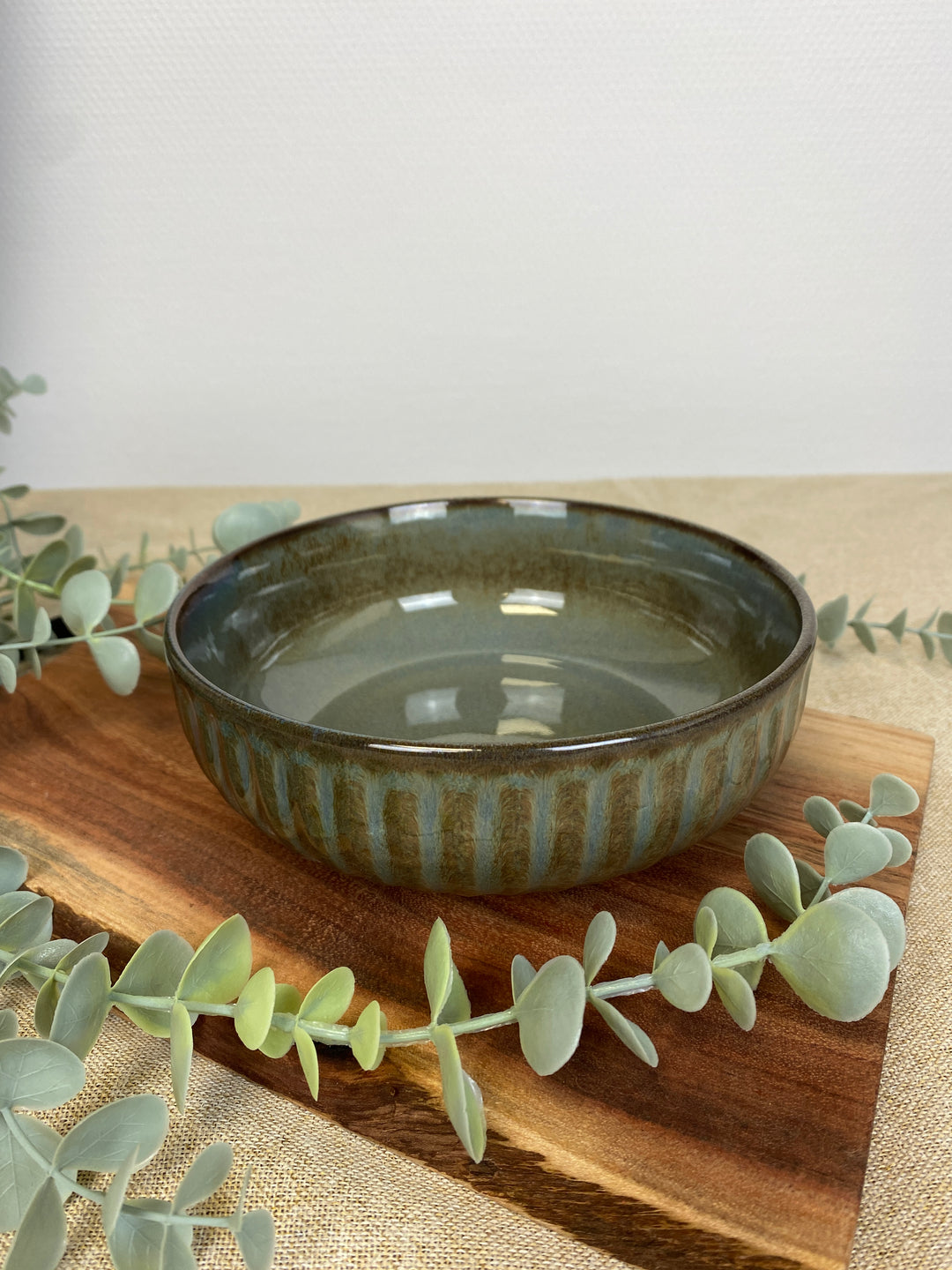 Skål med riller sand mørk grå/brun - Stor