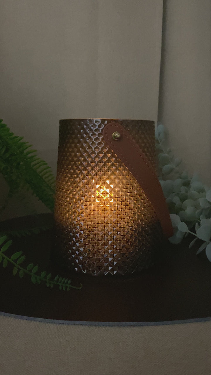 Lysestage med hank Ø13x15 cm - i grå