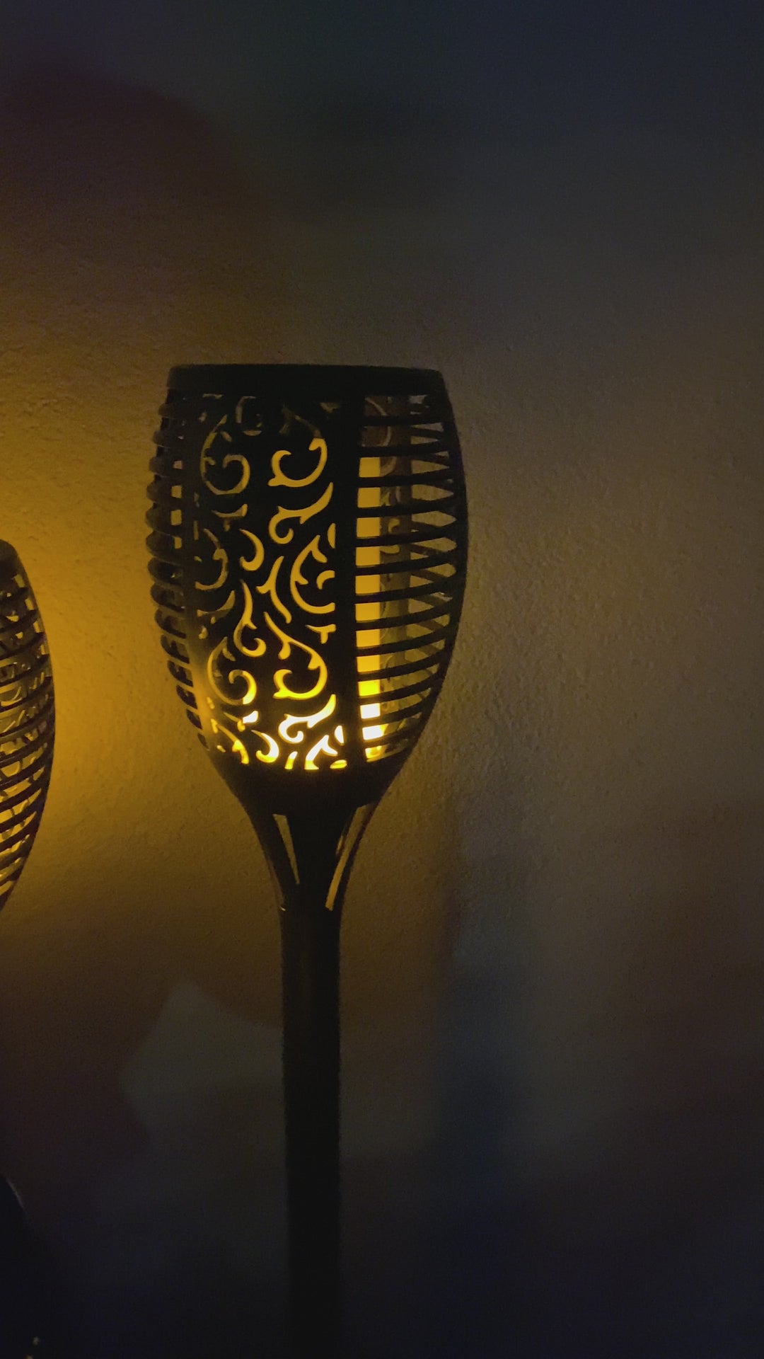 Conzept - solcellsficklampa med mönster 78 cm i svart