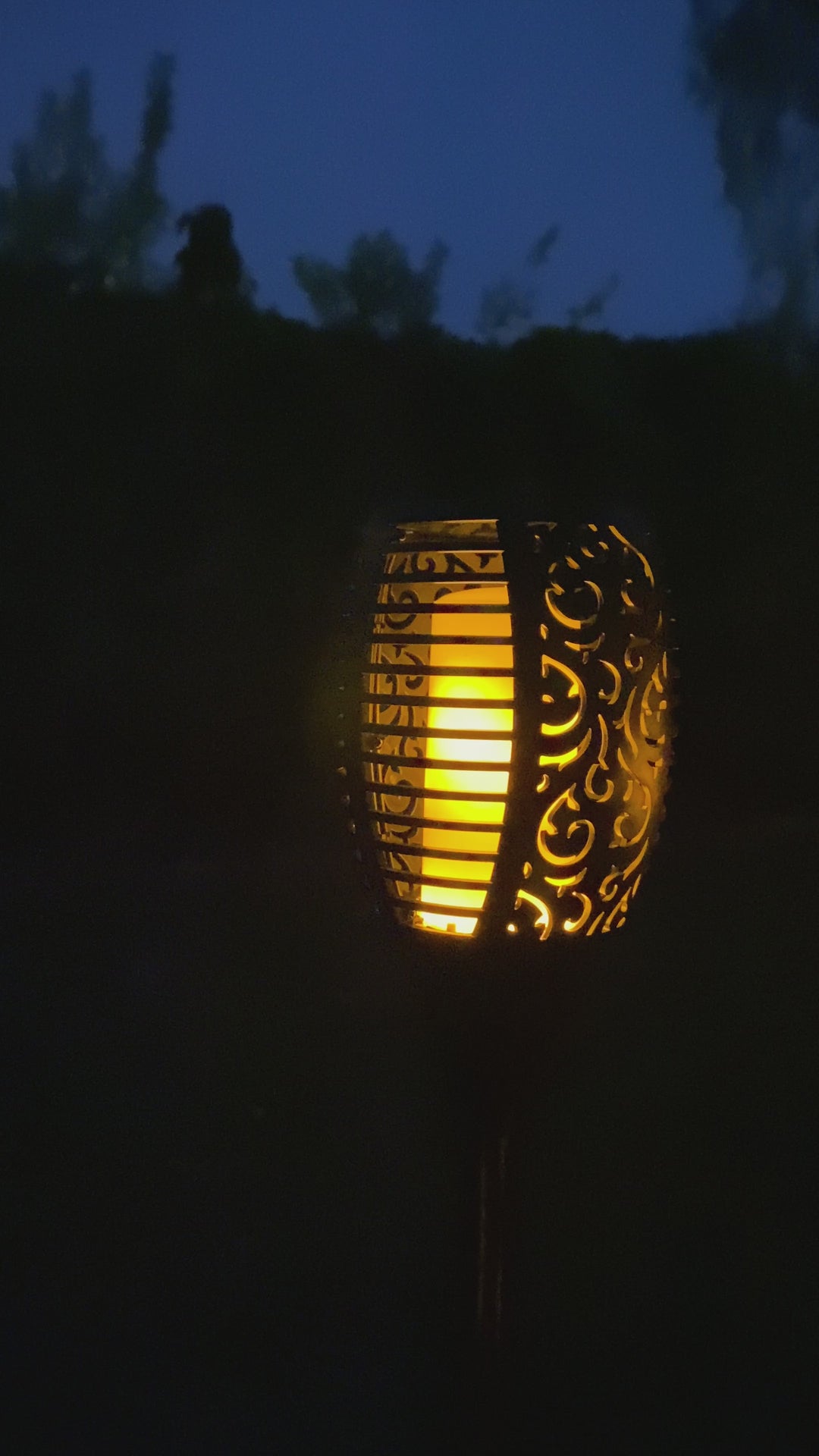 Conzept solcellsficklampa med mönster 58 cm - i svart