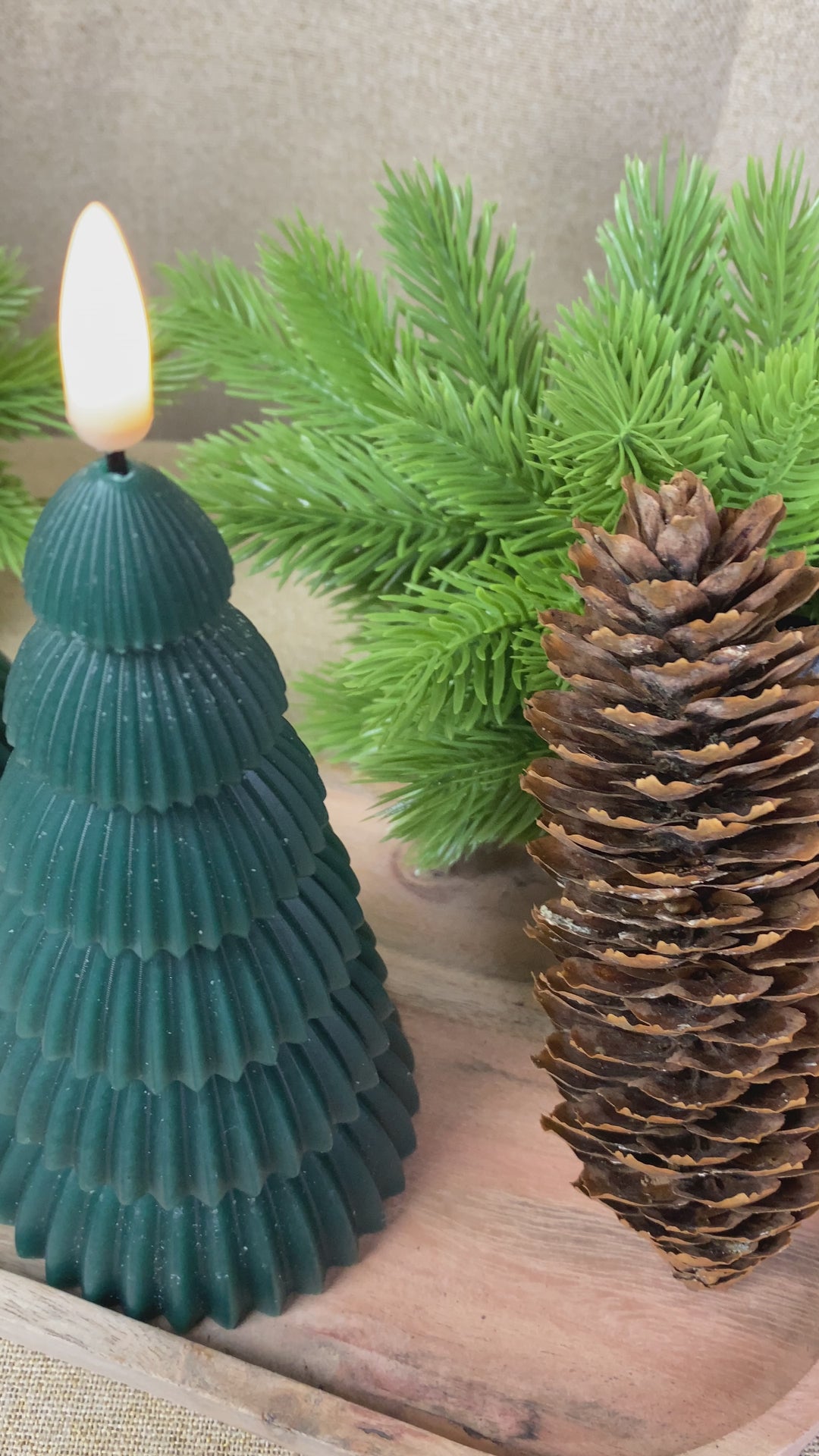 LED juletræ 2 stk. i grøn - med fjernebetjening