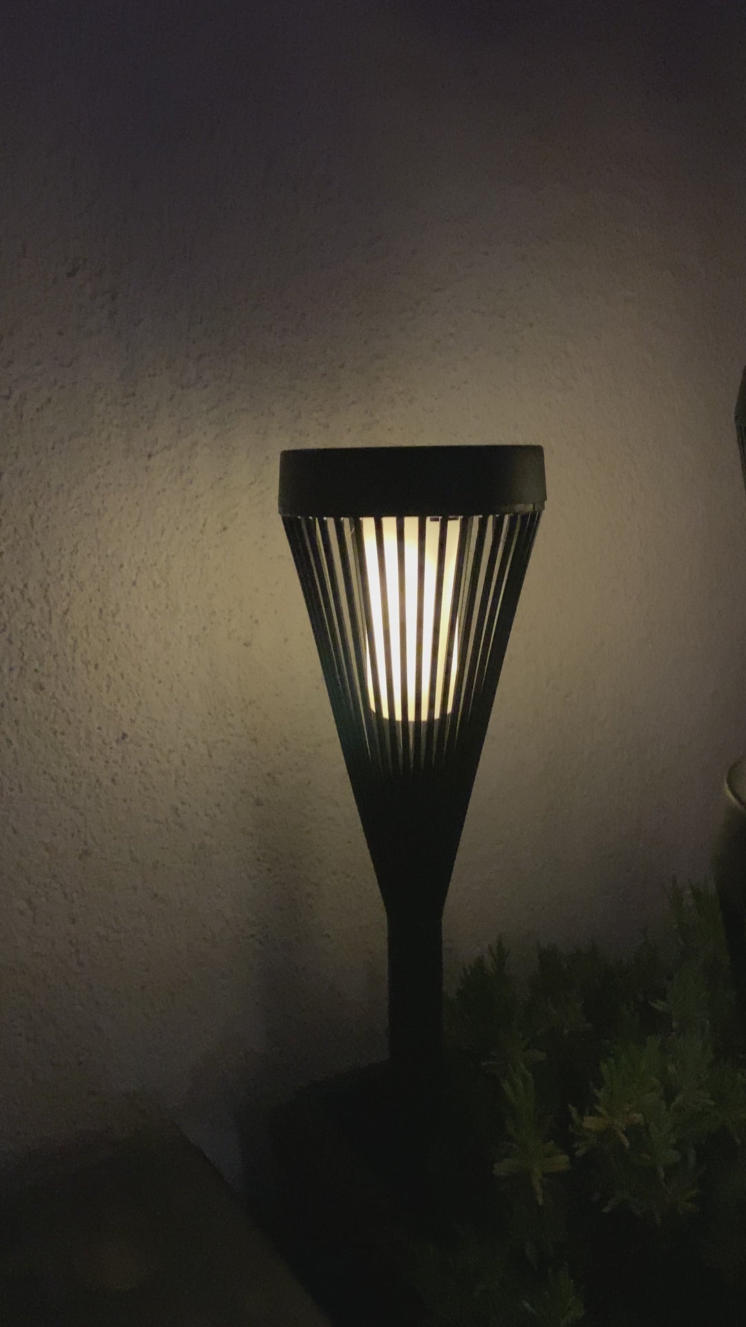 Solcellslampa - 46,5 cm för spjut, bord eller vägg