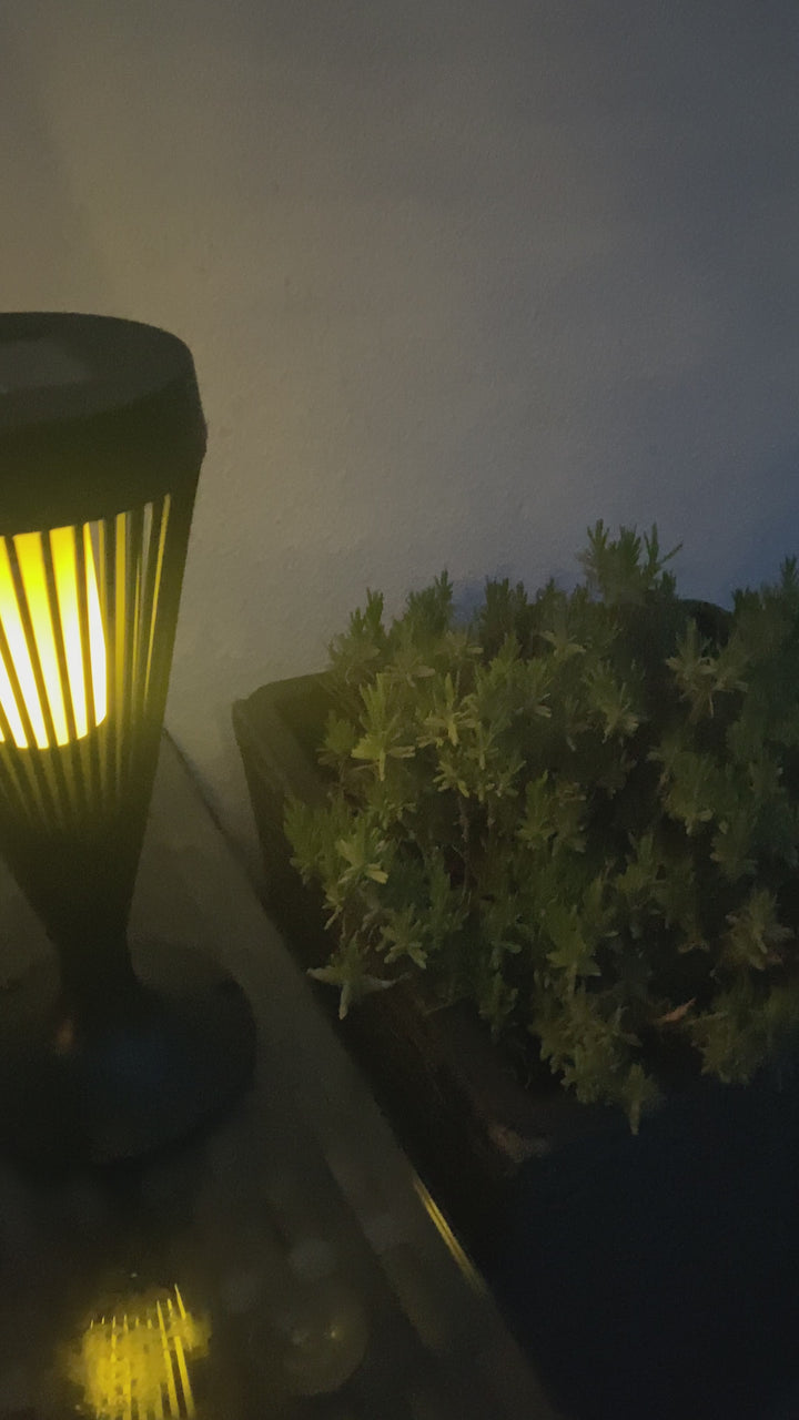 Solcellslampa - 46,5 cm för spjut, bord eller vägg