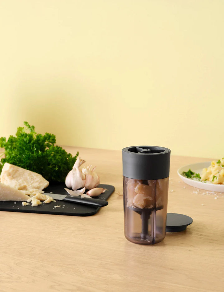 RIG-TIG från Stelton - CHEESE-IT - Parmesankvarn - Grå