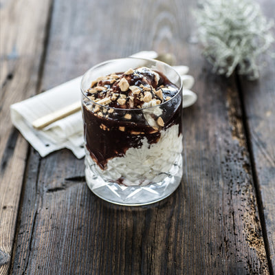 Sundae glass med chokladsås 