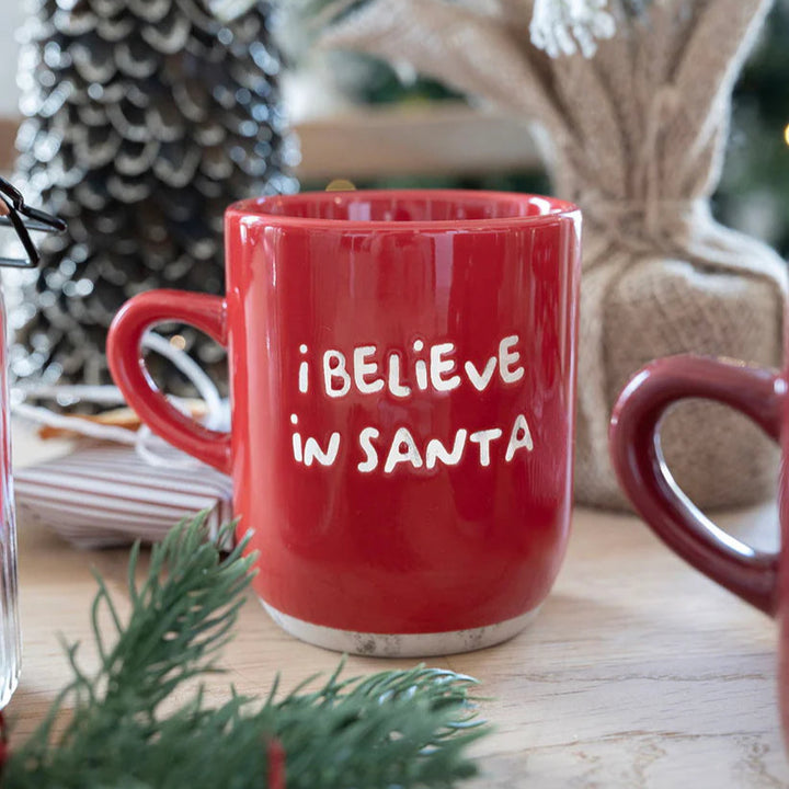 Det gamle apotek - Krus 30 cl. rød - I believe in Santa