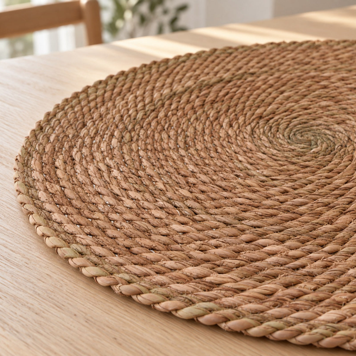 Dækkeserviet rattan Ø38 cm tæt på, detaljer og materiale