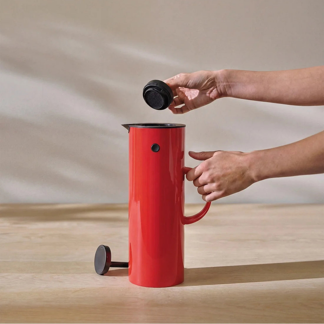 Stelton - Termokande 1 L. - Cherry red