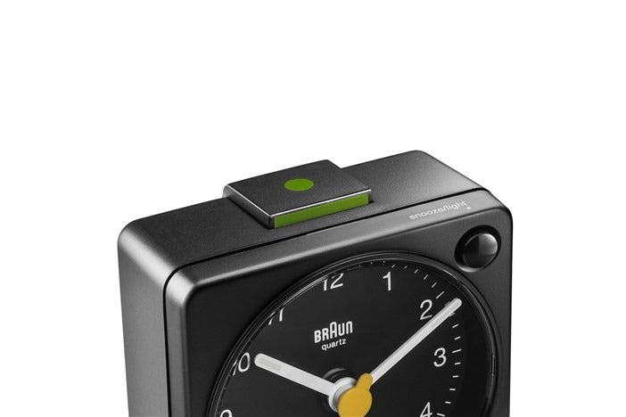 Braun Classic - Vækkeur BC02XB quartz firkantet - Sort