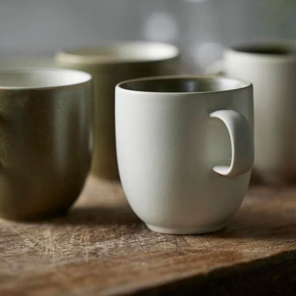 Studio Round - Krus North 33 cl Matte white/Matte moss