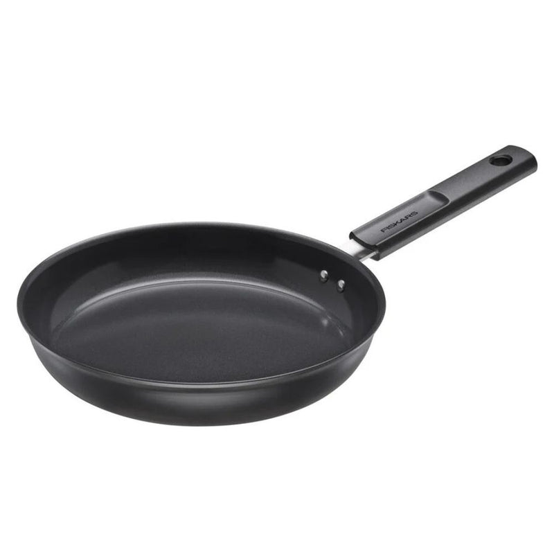 Fiskars - Stekpanna med hård yta 24 cm 