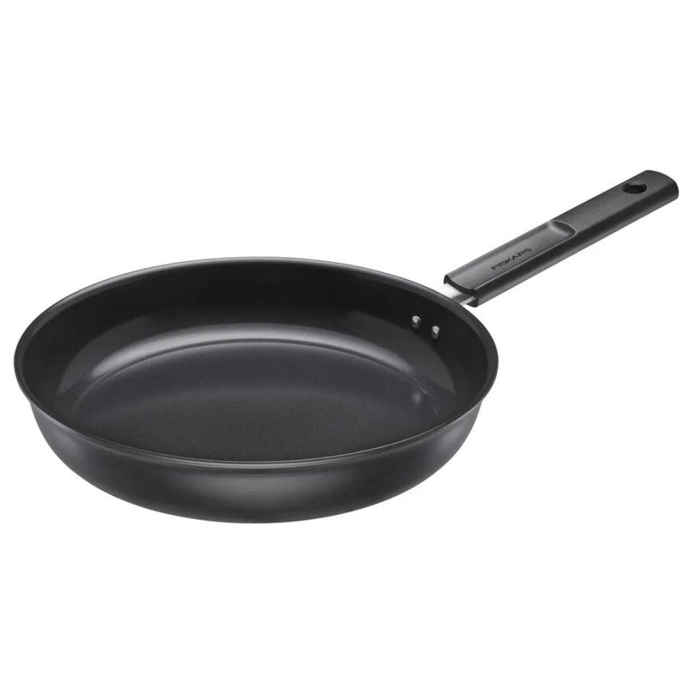 Fiskars - Stekpanna med hård yta 28 cm 