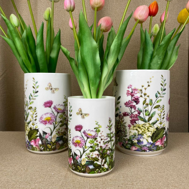 Porslinsvas - Flora - Ø12,8x18,5 cm