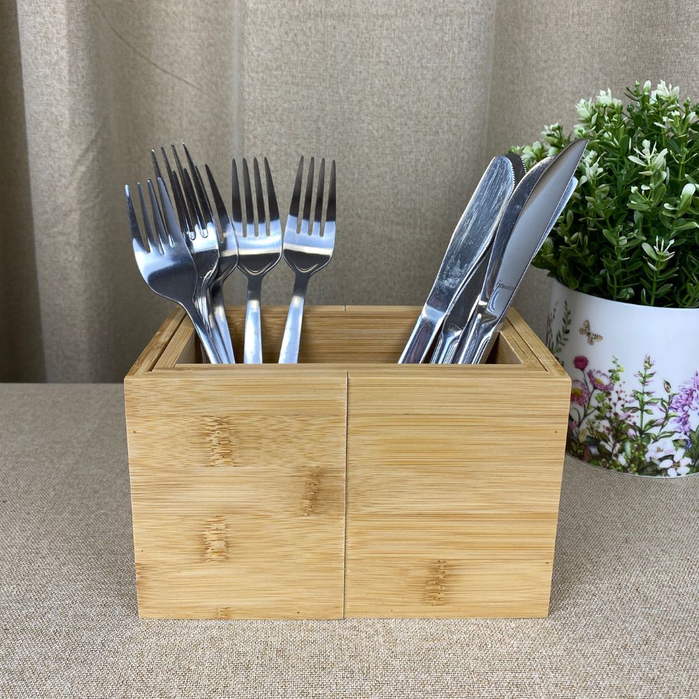 Bestikkasse justerbar -  i bambus - 18/27x10x12 cm