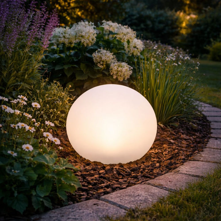 Solar lyskugle med spyd 1 stk. - Ø30x28 cm plast hvid