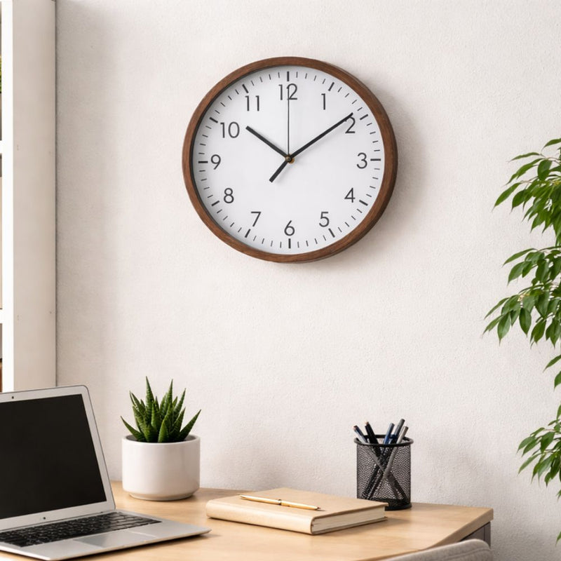 Conzept - Wanduhr funkgesteuert 30 cm - Holzimitatrahmen - Sweep Quarzuhrwerk