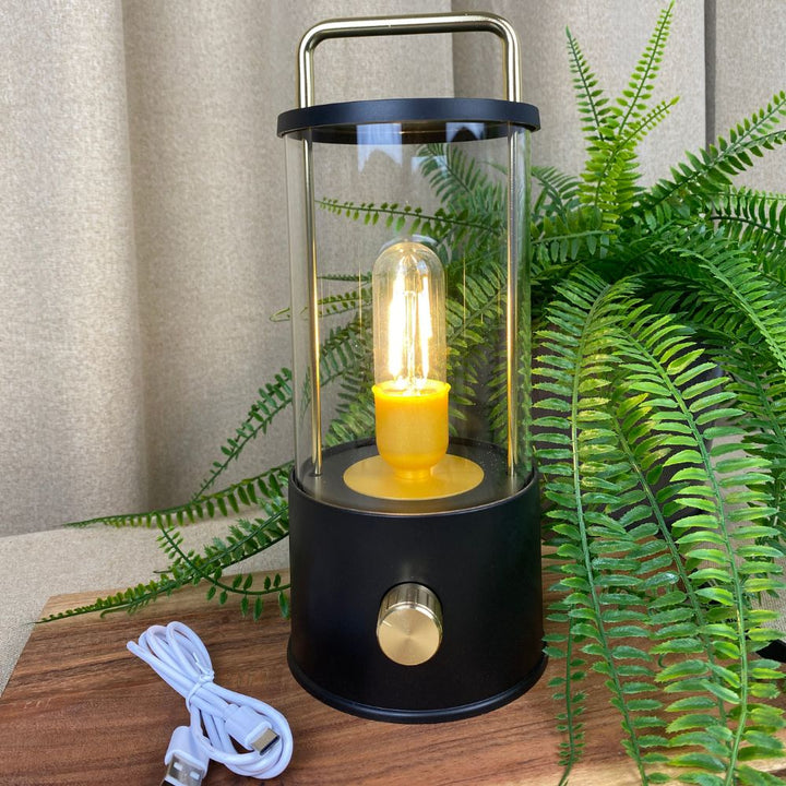 Lampe med håndtag og messing drejeknap - genopladelig