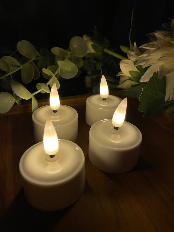 LED fyrfadslys 4 stk - genopladelige med fjernbetjening
