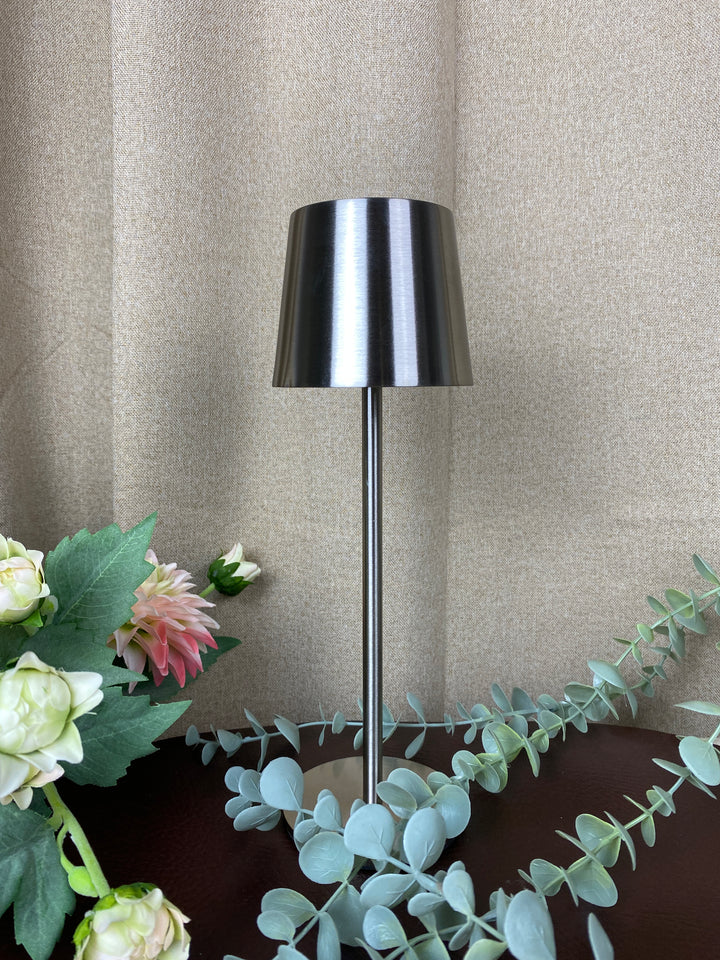 Bordlampe med touch i sølv 27,5 cm