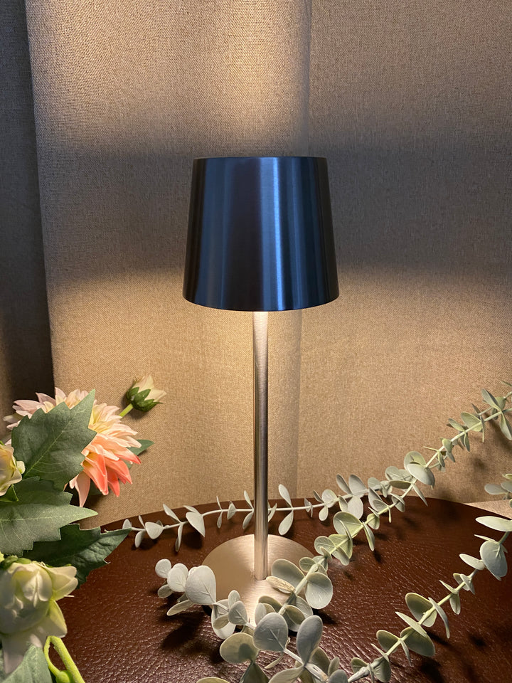 Bordlampe med touch i sølv 27,5 cm