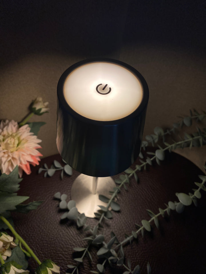 Bordlampe med touch i sølv 27,5 cm