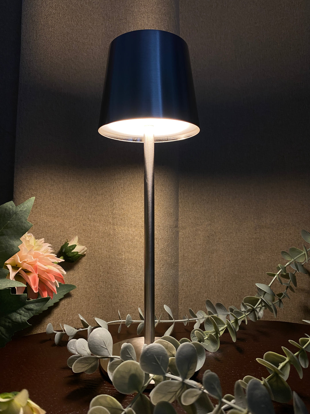 Bordlampe med touch i sølv 27,5 cm