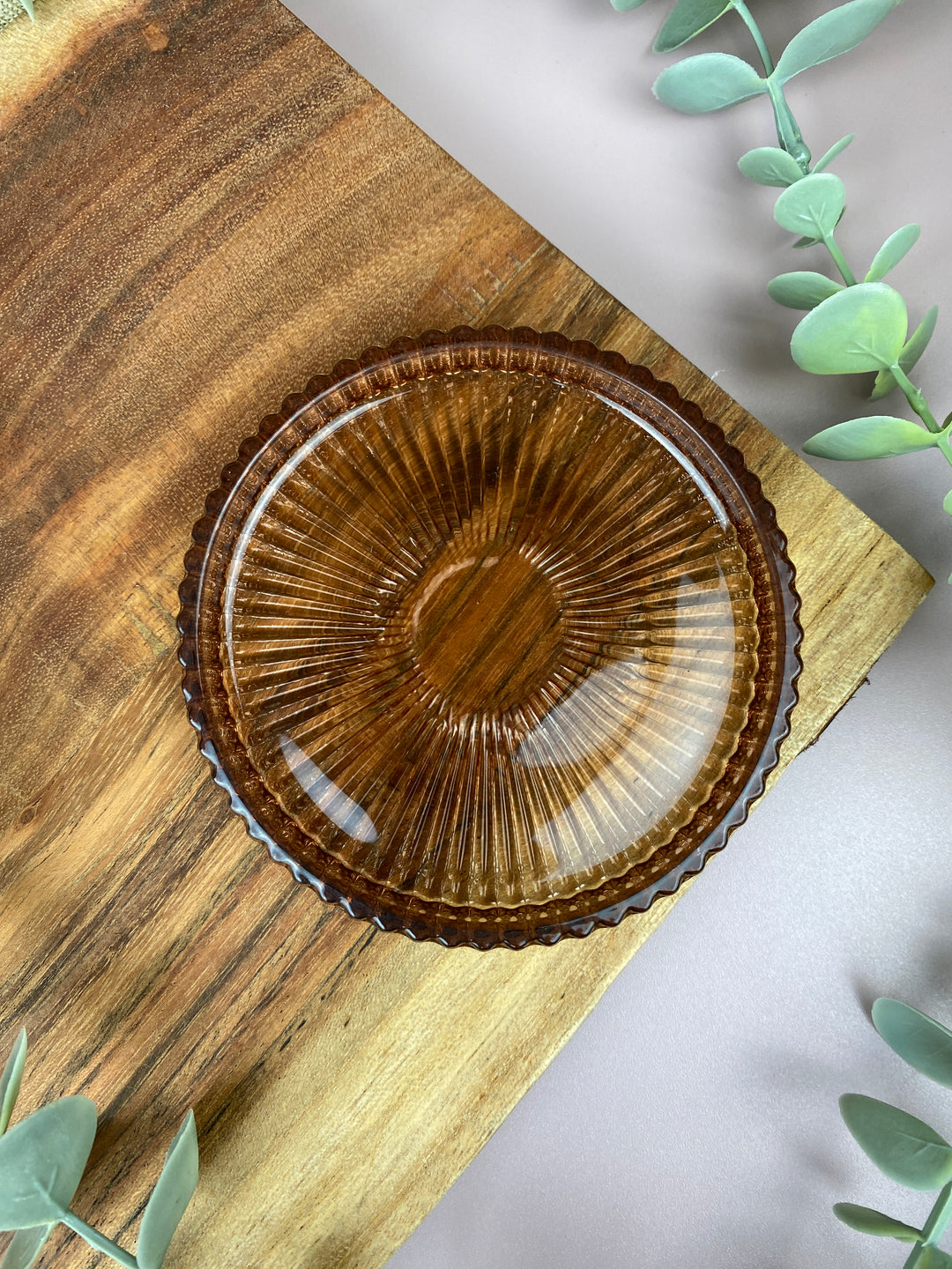 Glasfad til dekorationer Ø9,8 cm i farvet glas - assorteret
