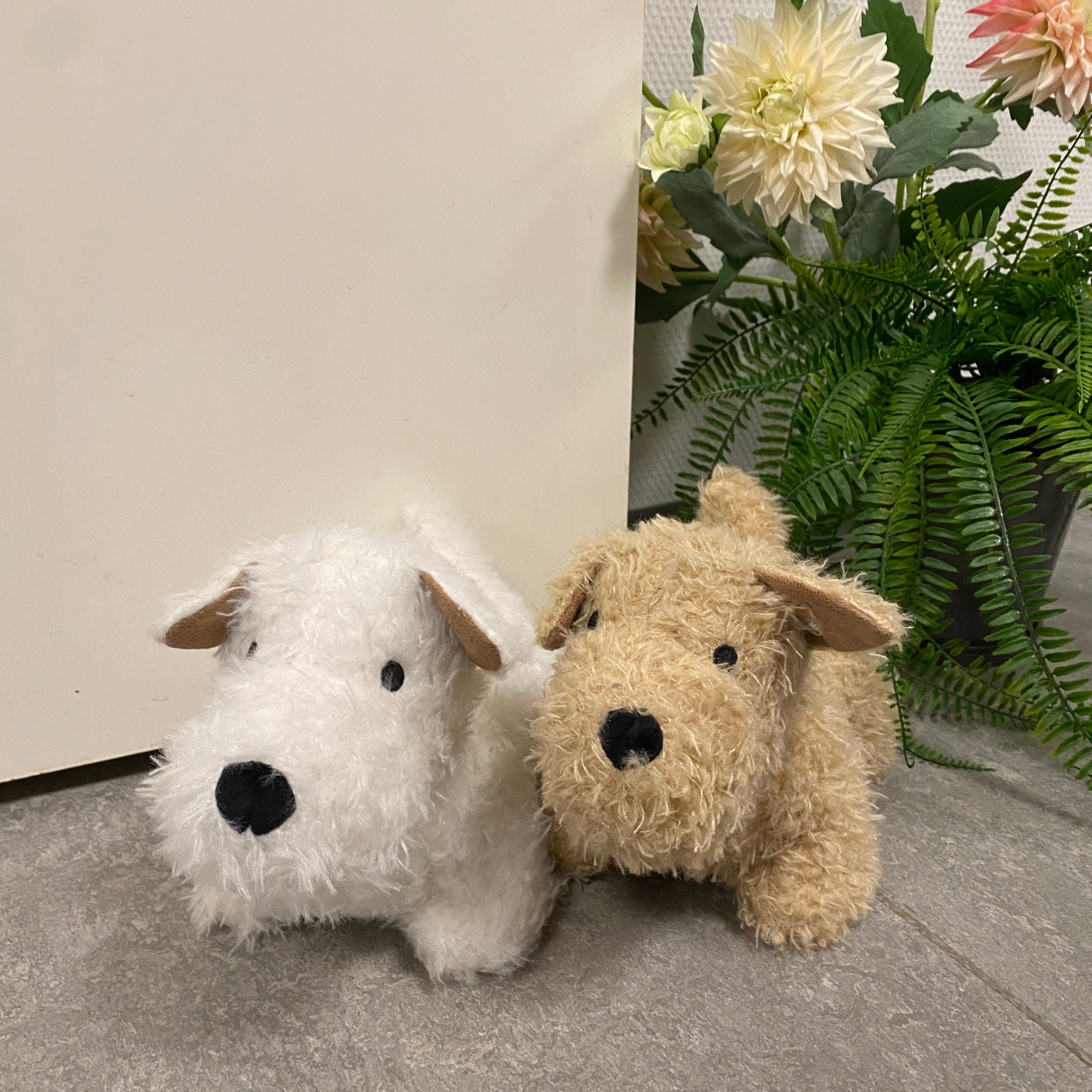 Dørstopper hund plys 1 kg. hvid/beige