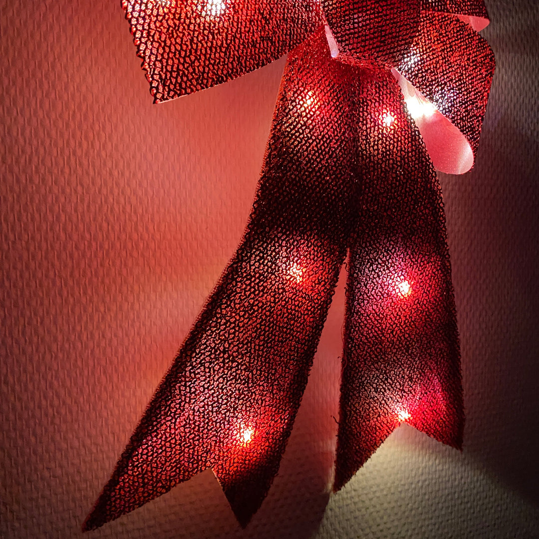 Sirius - Julius sløjfe med LED - rød 40 cm