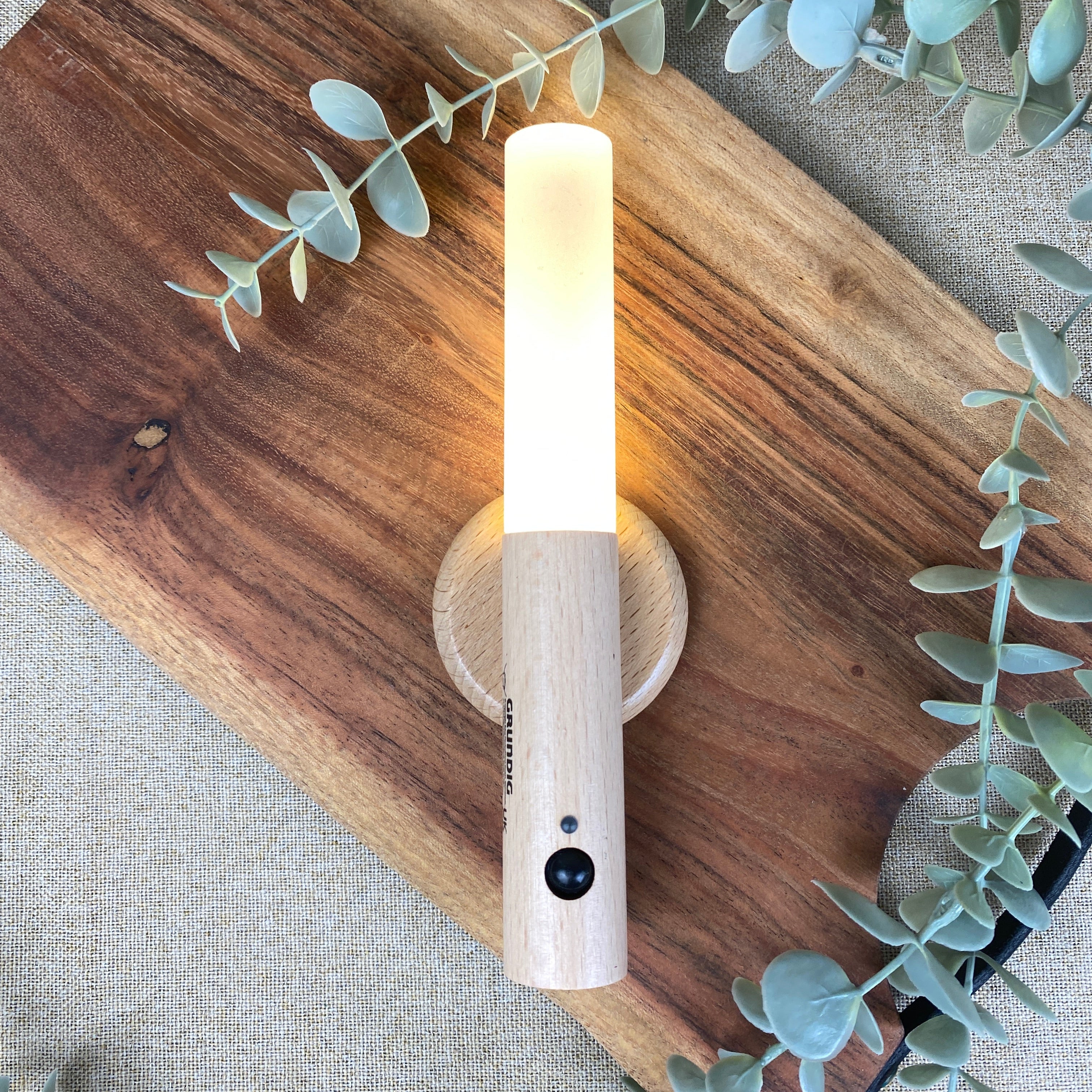 Grundig - Sensor lampe ass. farver