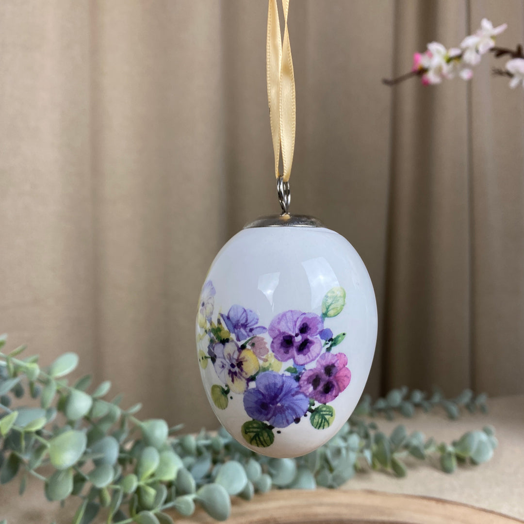 Dekorations æg til ophæng 1 stk. - ass. design stedmoderblomster