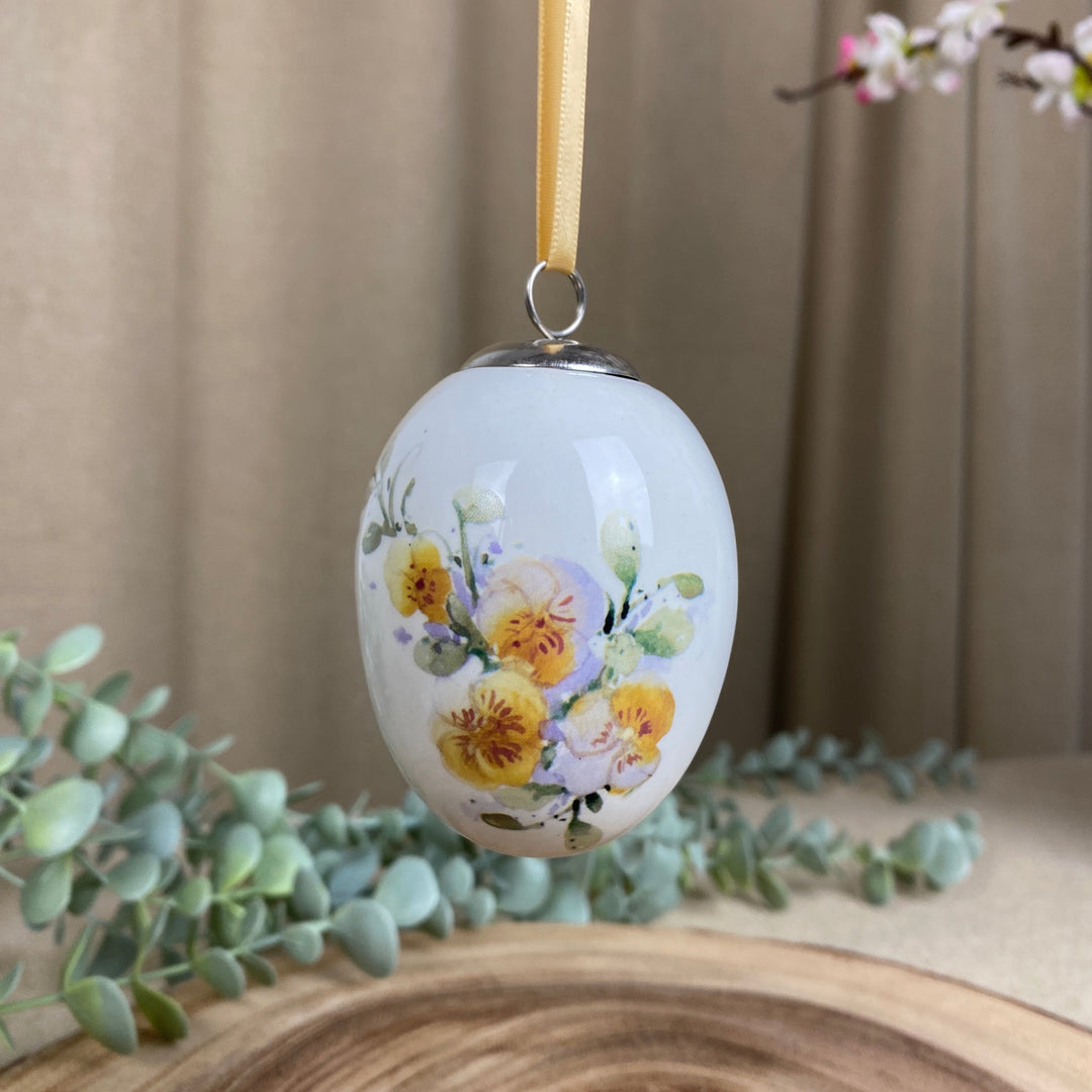 Dekorations æg til ophæng 1 stk. - ass. design stedmoderblomster