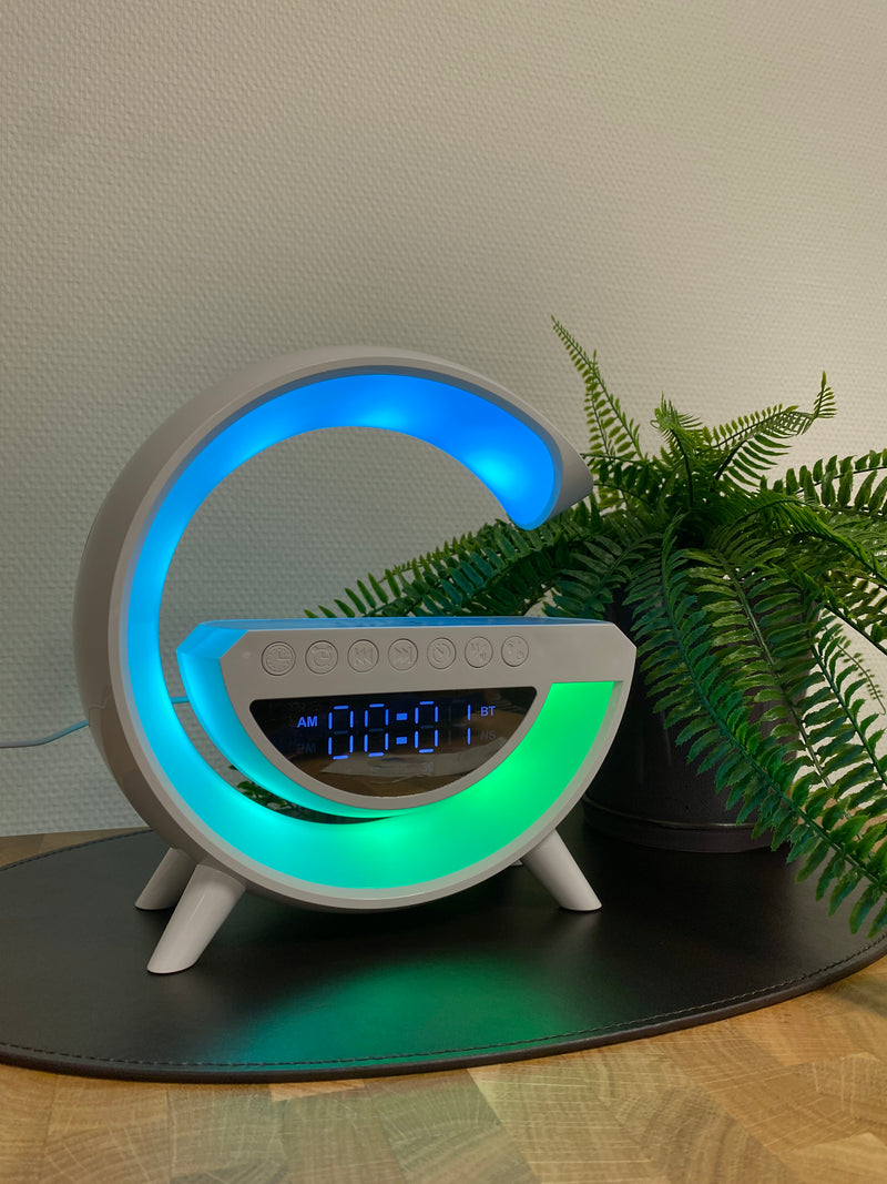 G-Lampe mit kabelloser Ladefunktion und Bluetooth-Lautsprecher, 24 x 23 x 8 cm