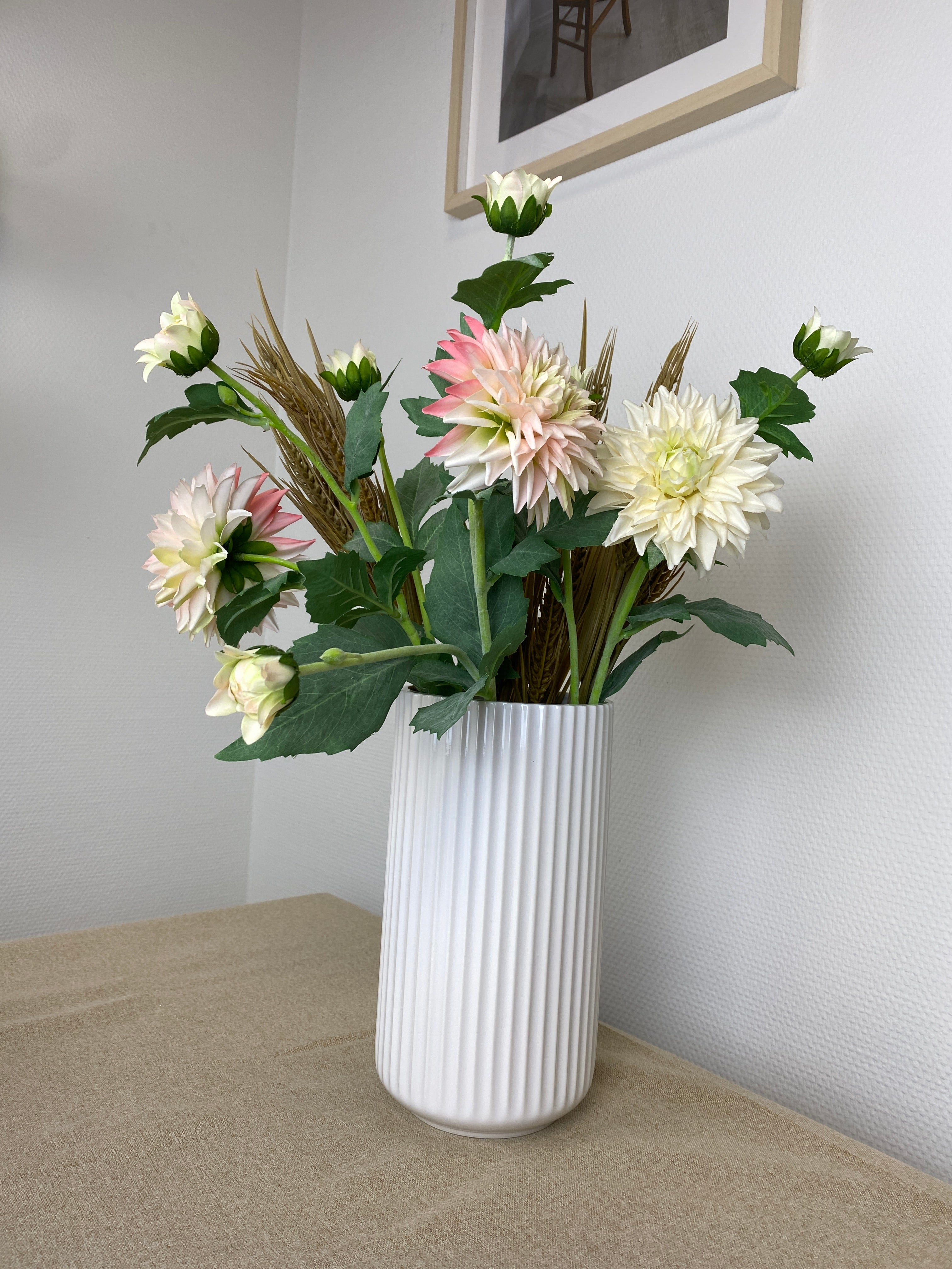 Lyngby - Vasen 25 cm hvid