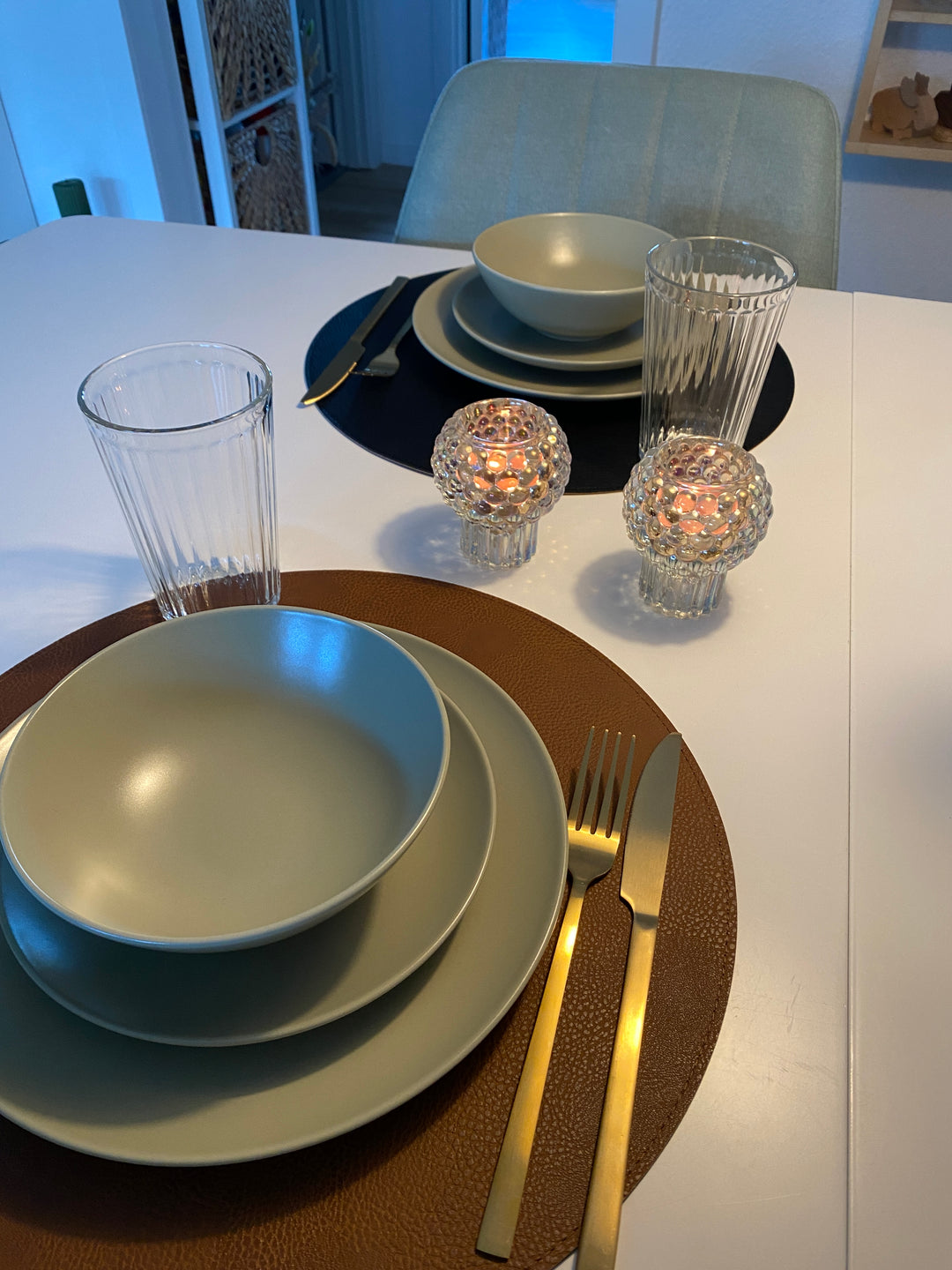 Dækkeserviet vendbar - PU Ø38 cm cognac/sort