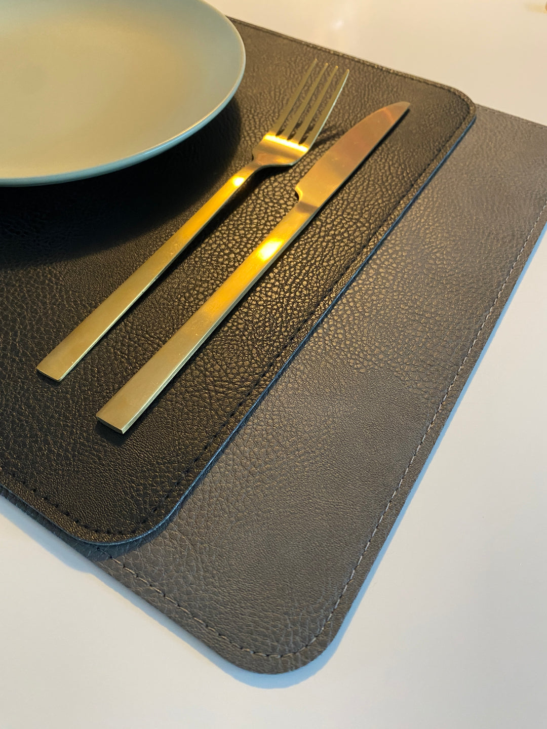 Dækkeserviet vendbar - PU 30x45 cm sort/grå