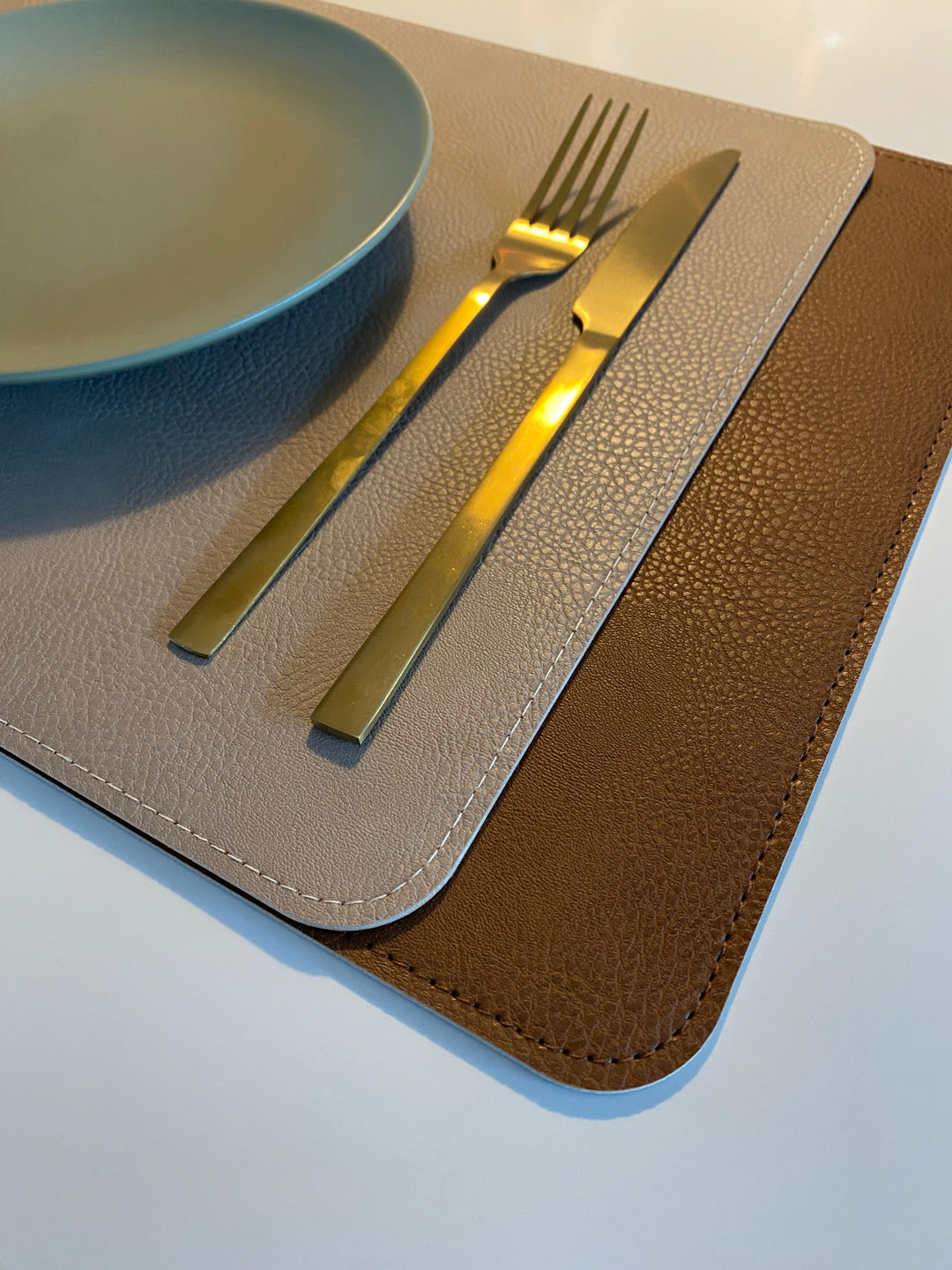 Dækkeserviet vendbar - PU 30x45 cm tobacco/sand