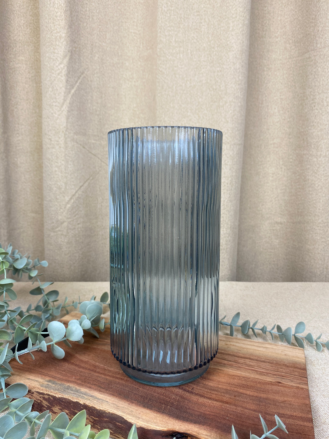 Flora vas - räfflat glas 12x25 cm - 3 ass. färger