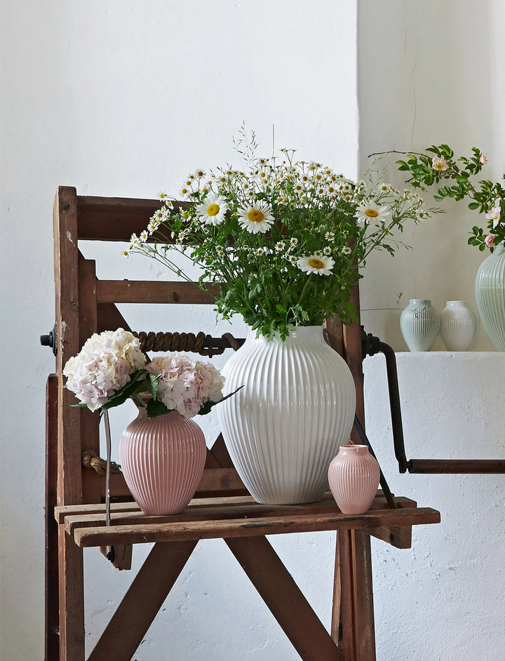 Knabstrup - Vase med riller i hvid 36,5 cm